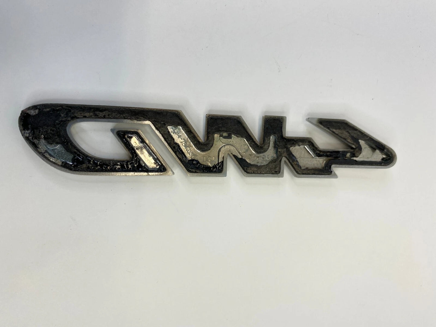 2008-2012 FORD ESCAPE REAR HATCH TRUNK 4WD EMBLEM BADGE OEM FACTORY 8L84-7843156