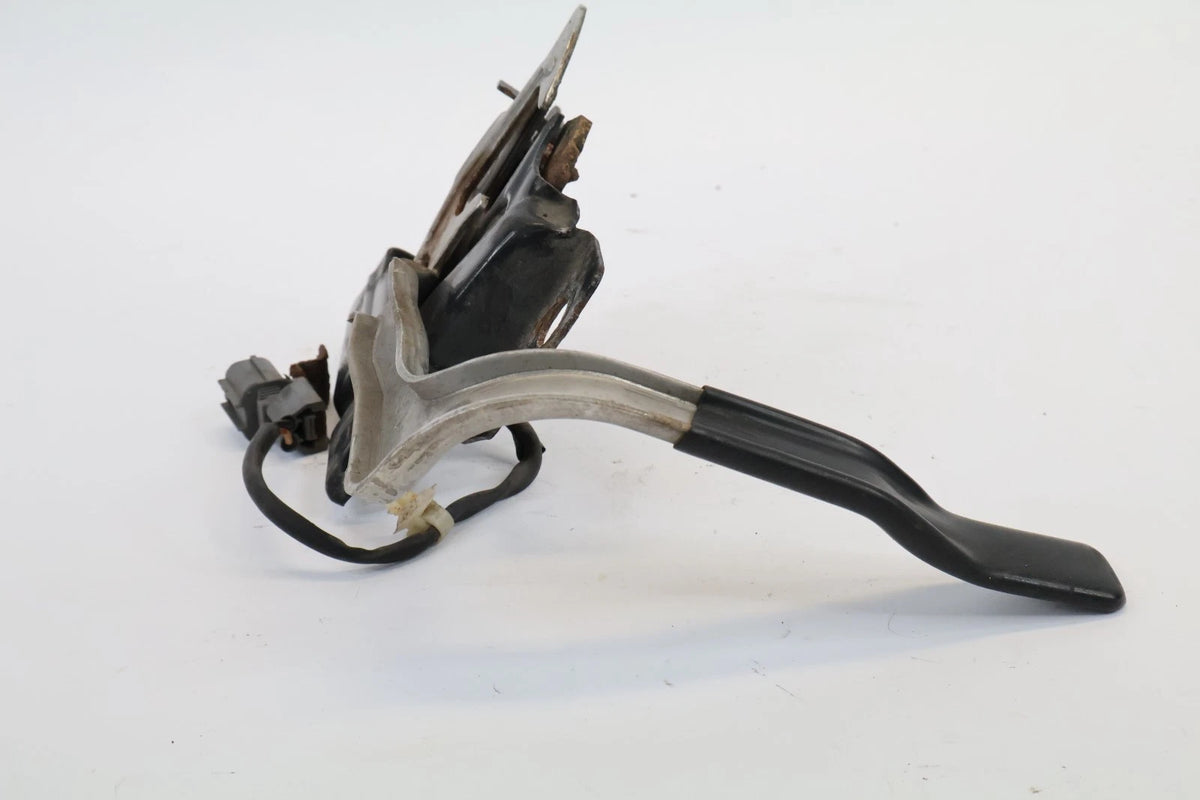 2003 2004 2005 HONDA PILOT EX EX-L HOOD LOCK LATCH RELEASE OEM