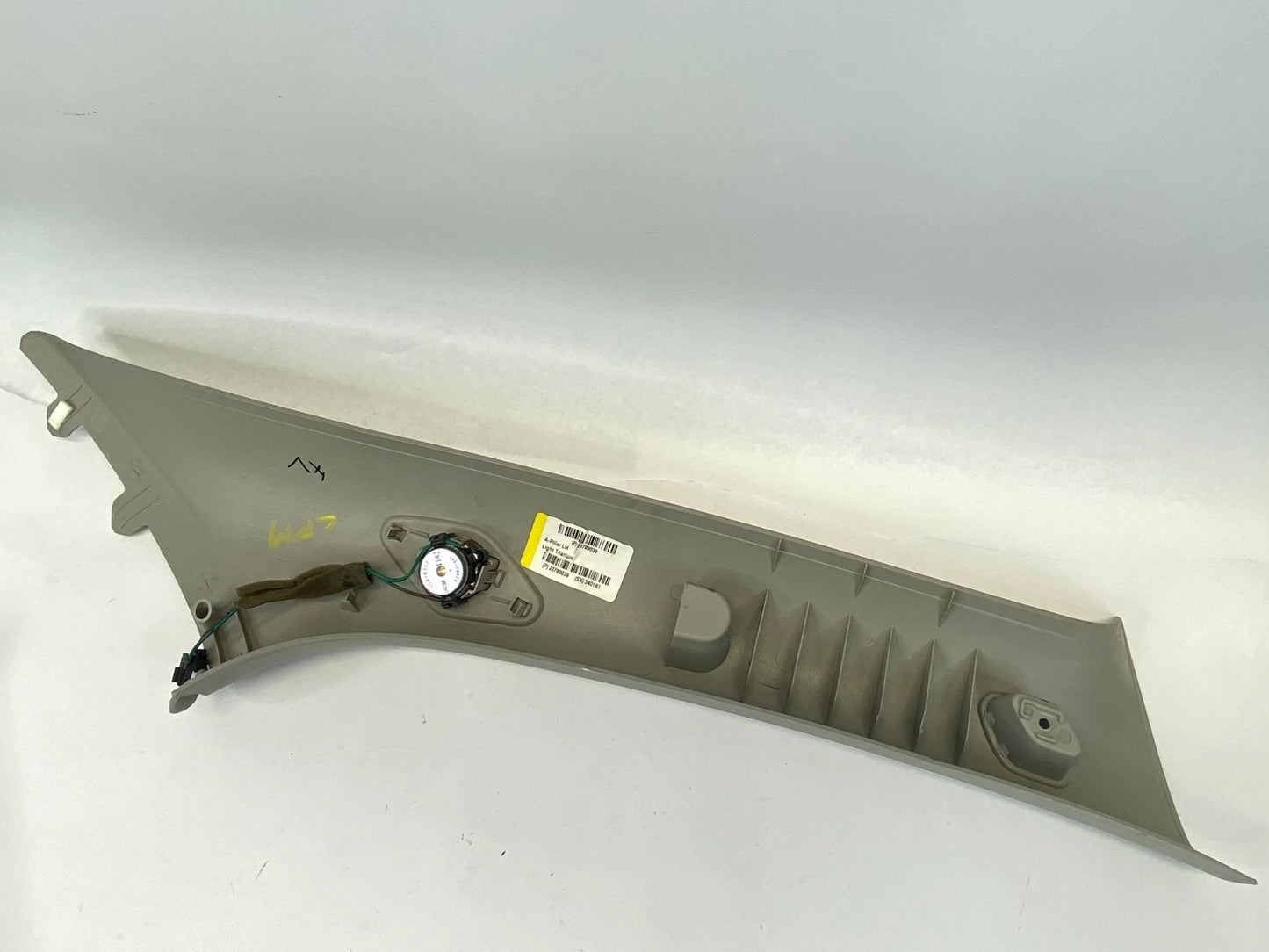 2009-2013 CHEVROLET TRAVERSE A PILLAR TRIM PANEL COVER PAIR GREY OEM 25870848