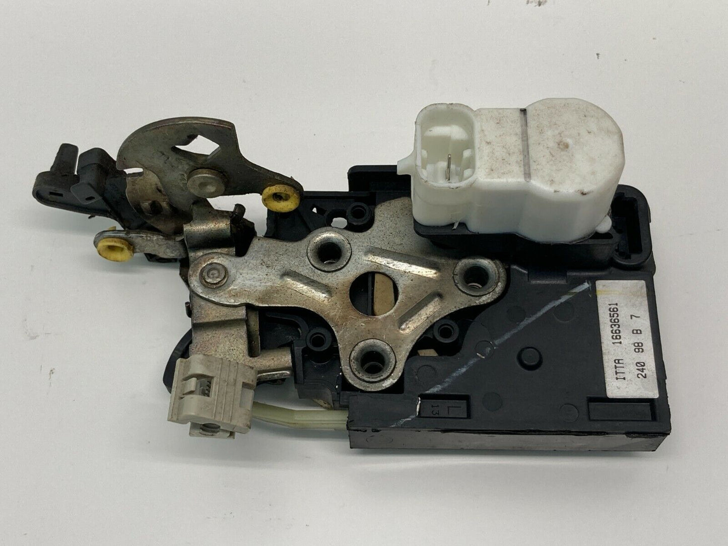 1999-2004 Oldsmobile Alero Rear Left Side Door Lock Latch Actuator 16636561 OEM