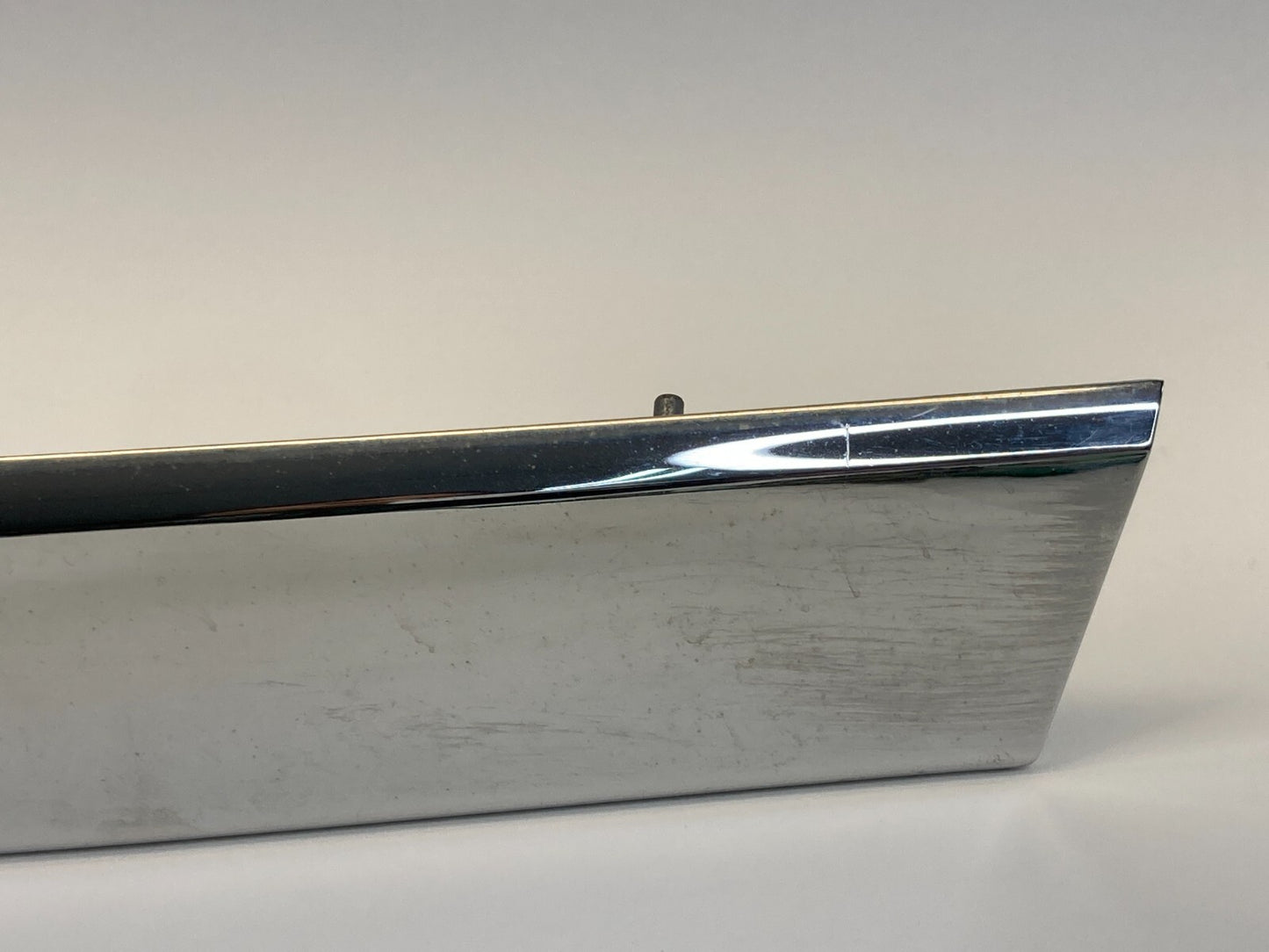 2013-2016 Chevrolet Cruze Rear Trunk License Plate Cover Trim Molding Assy OEM