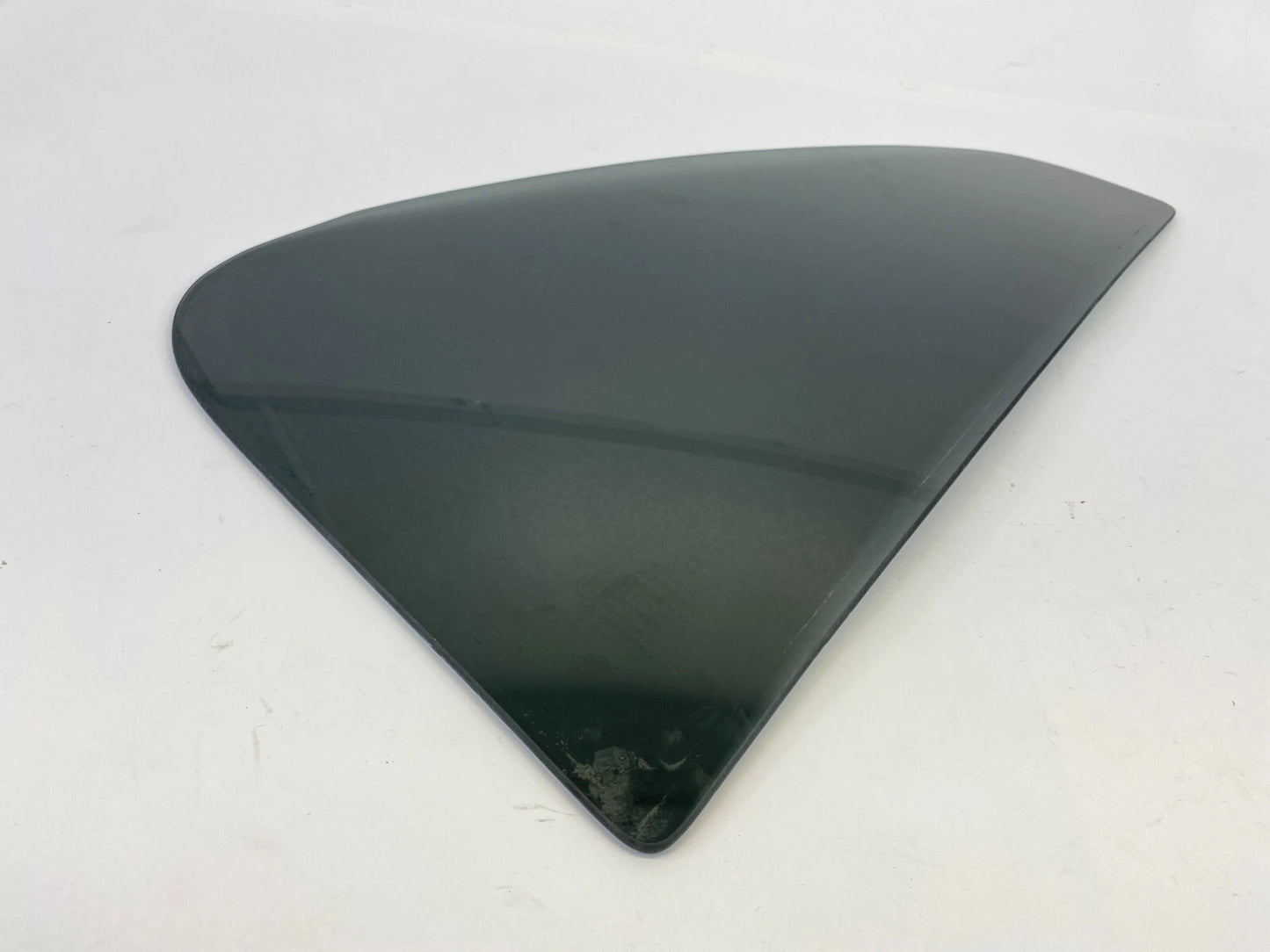 1998-2003 MERCEDES-BENZ ML REAR RIGHT SIDE DOOR QUARTER WINDOW FIXED GLASS OEM