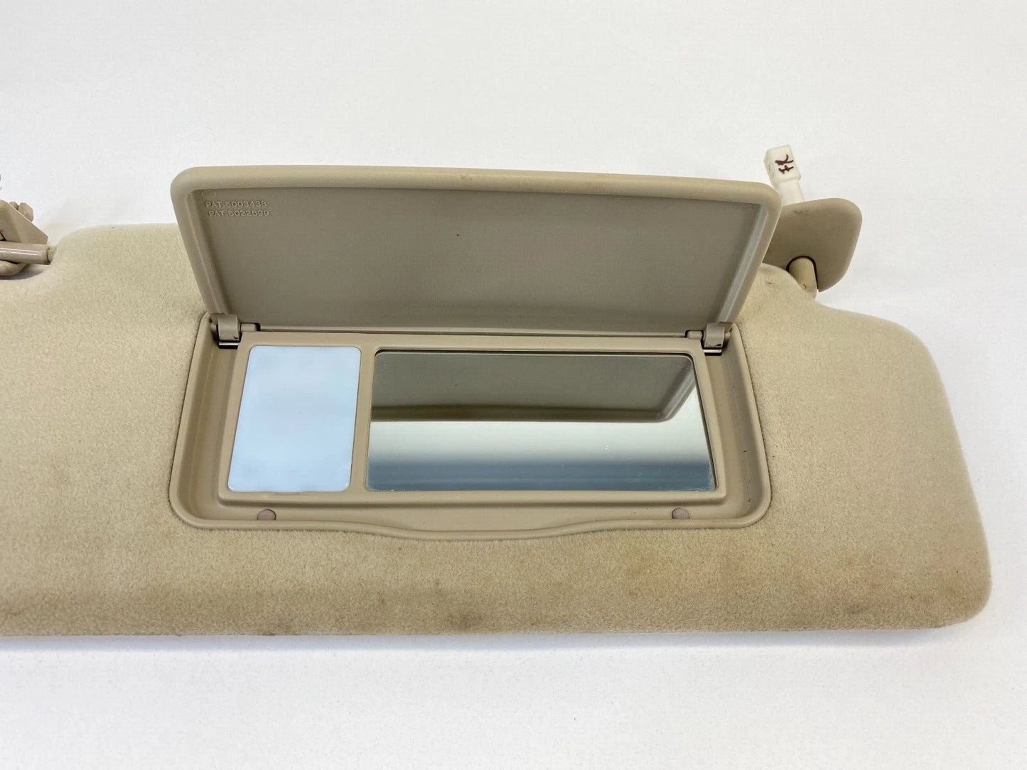 1999-2003 LEXUS RX300 FRONT RIGHT PASSENGER SIDE SUNVISOR SUN VISOR W/ LIGHT OEM