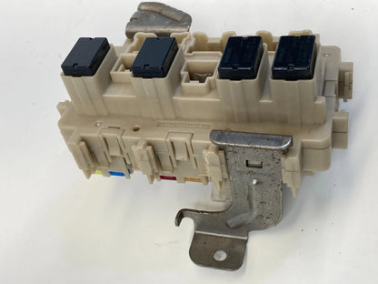 2010-2013 NISSAN ALTIMA 2.5L AT INTERIOR UNDER DASH JUNCTION FUSE RELAY BOX