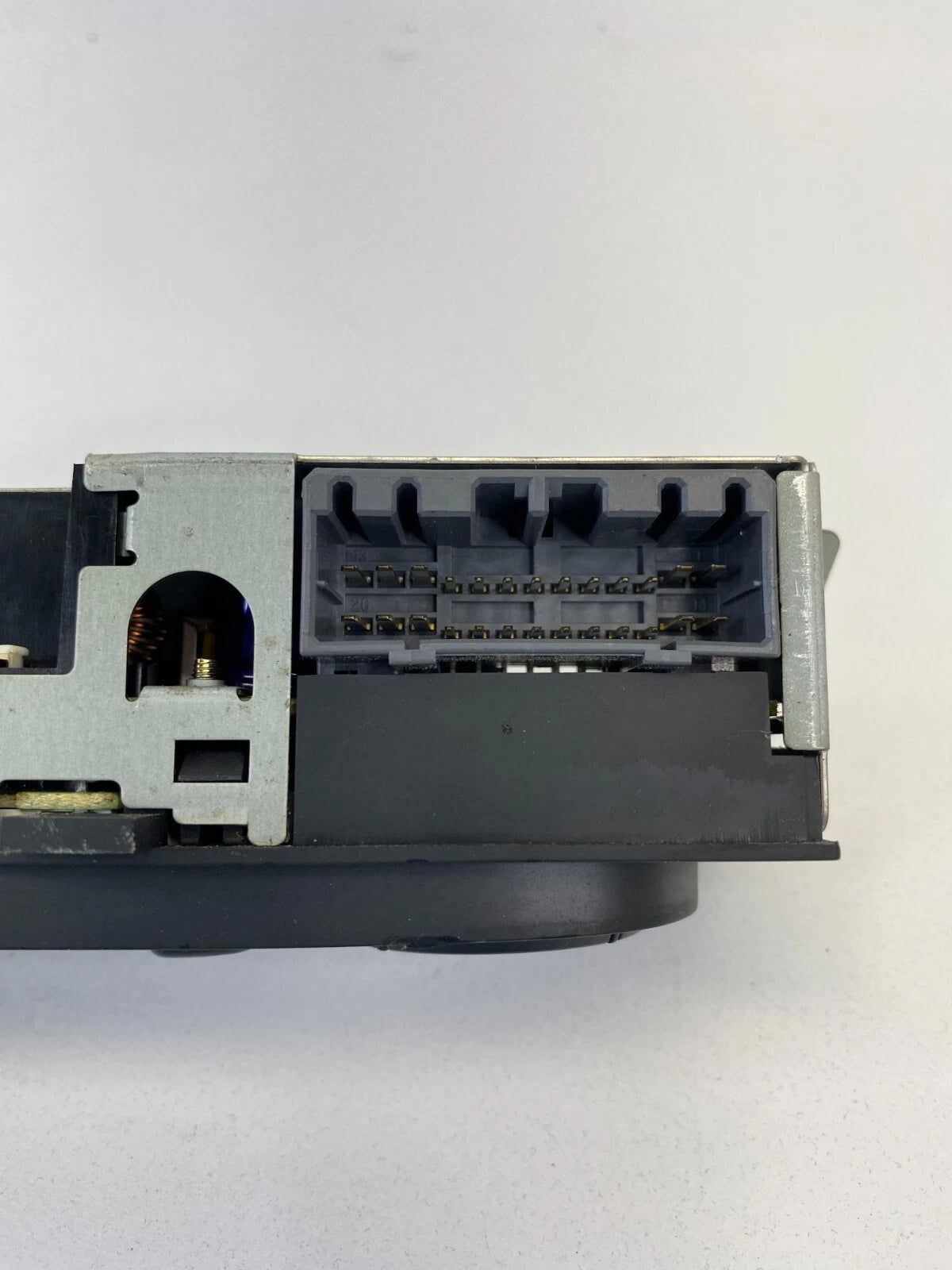 03-05 HONDA PILOT REAR OVERHEAD DVD PLAYER MONITOR SCREEN UNIT M3G456132A OEM