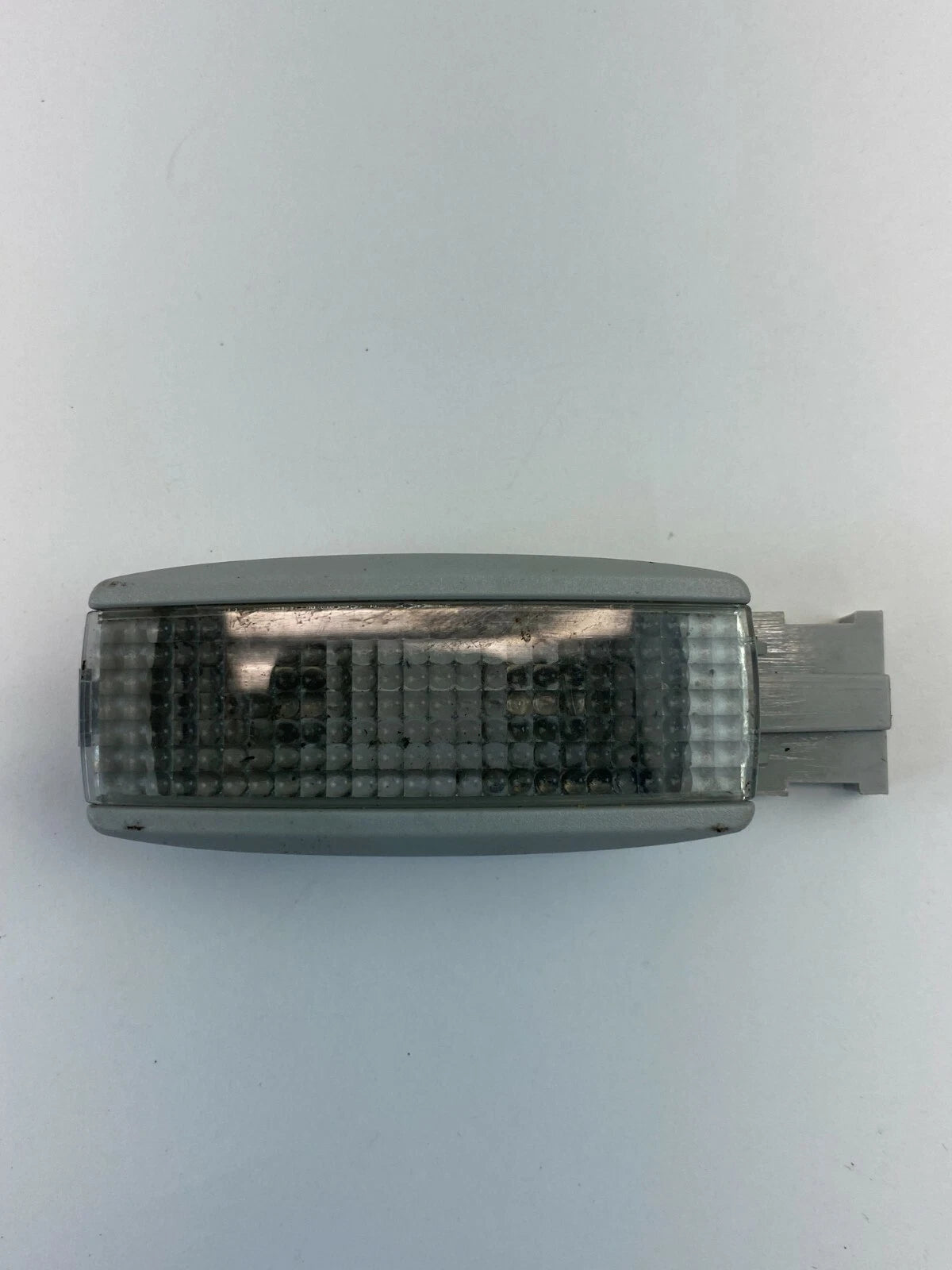 98-10 VOLKSWAGEN BEETLE 99-05 JETTA GOLF SUNVISOR LAMP SUN VISOR LIGHT 3B0947113
