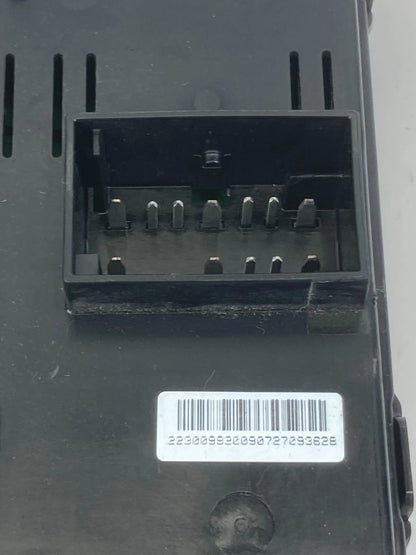 2006-2010 KIA SEDONA 3.8L V6 REAR QUARTER PANEL FUSE BOX BODY CONTROL MODULE OEM
