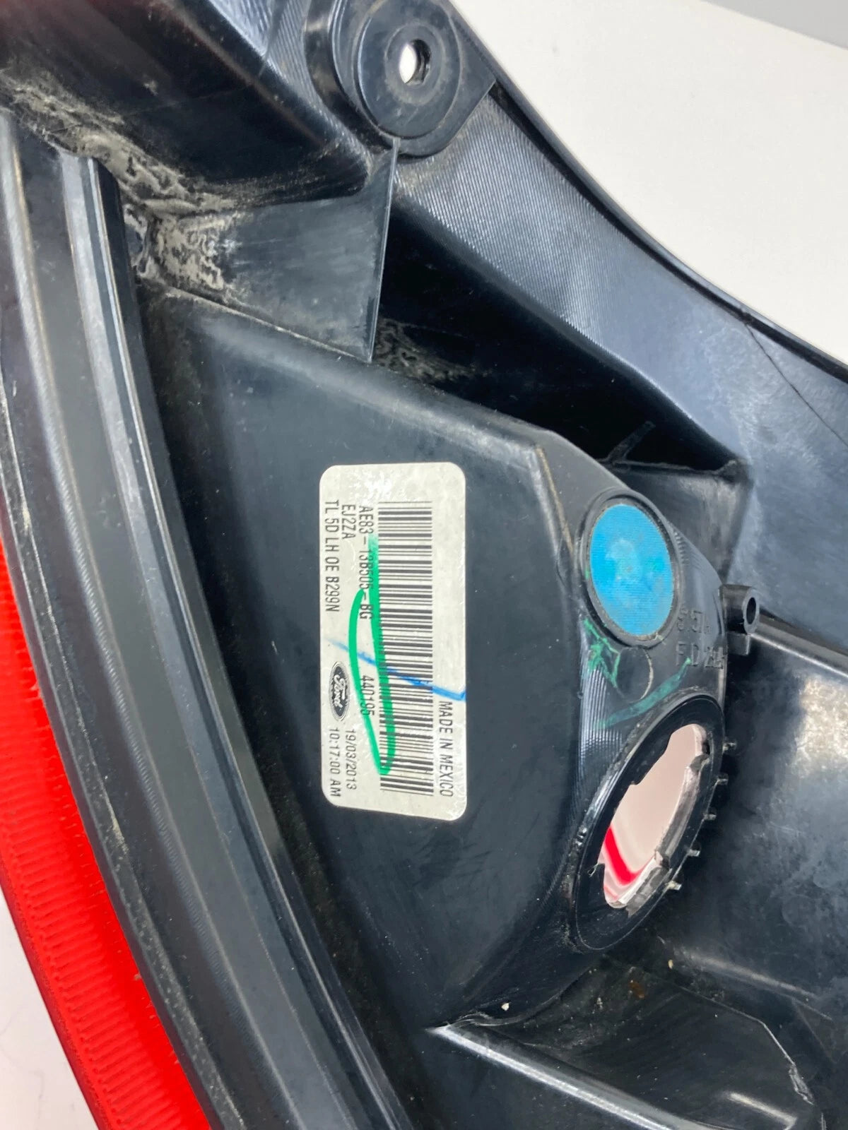 11-13 FORD FIESTA HB REAR LEFT TAIL LIGHT TAILLIGHT LAMP ASSY AE83-13B505-BG OEM