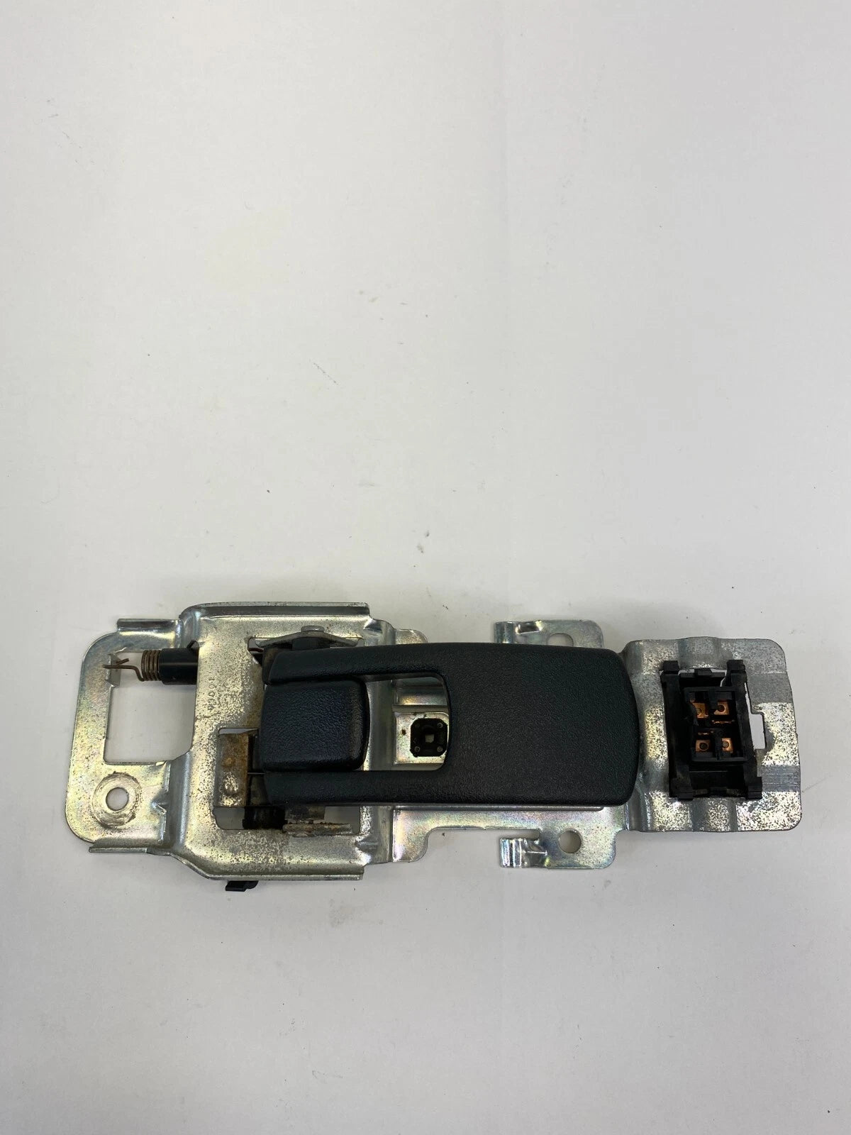 2005-2009 CHEVROLET EQUINOX REAR LEFT SIDE INNER DOOR HANDLE 5480881 OEM