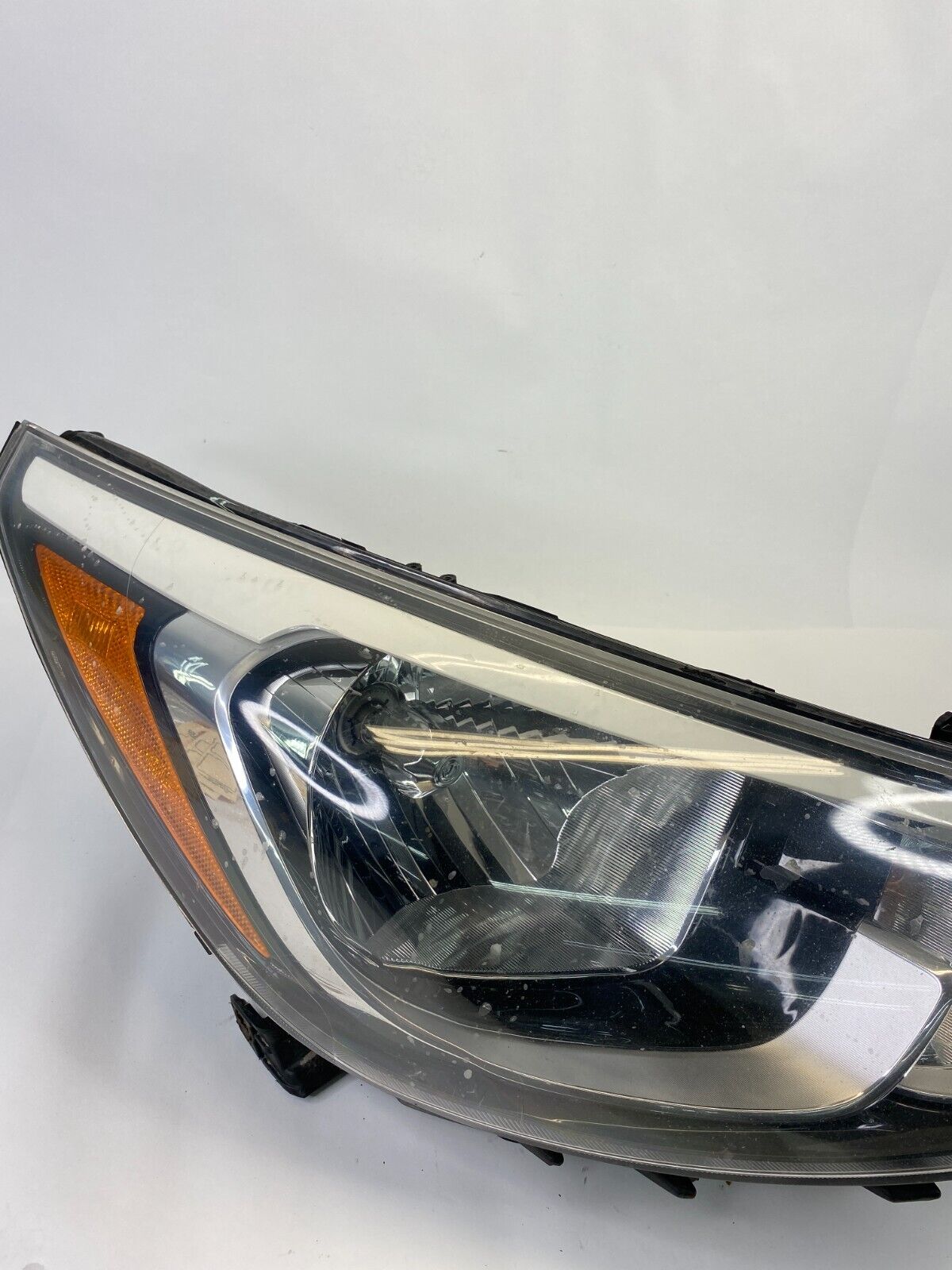 2014-2016 Hyundai Elantra Front Right Side Headlight Headlamp Assembly OEM