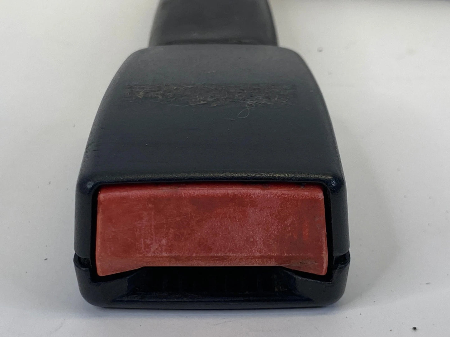 2007 2008 BMW 335XI SEAT BELT BUCKLE FRONT RIGHT PASSENGER OEM FACTORY 33037877F