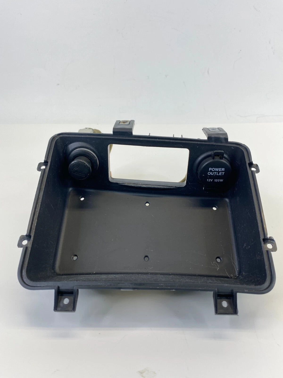 2007-2009 HYUNDAI SANTA FE CENTER CONSOLE POWER OUTLET ASHTRAY 84691-2B002 OEM