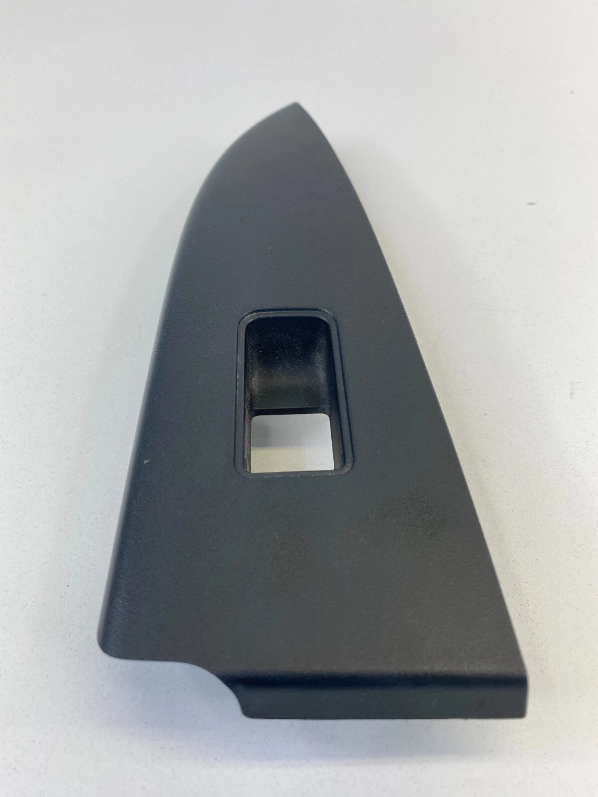 2010-2014 SUBARU OUTBACK LEGACY REAR RIGHT WINDOW SWITCH PANEL BEZEL 94263AJ14A