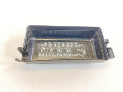 2004-2008 Mini Cooper Base Hatchback 1.6L 16V Fusebox Fuse Relay Box Lid Cover