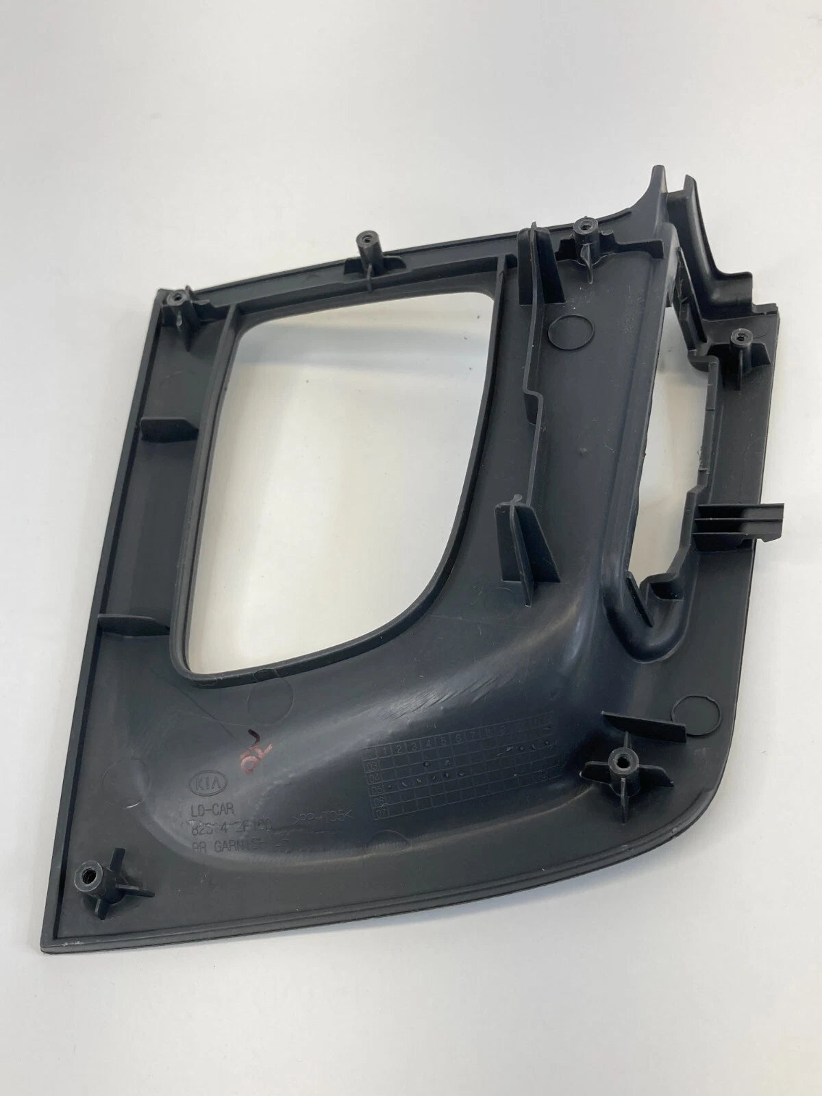 2004-2009 KIA SPECTRA REAR LEFT DOOR WINDOW SWITCH BEZEL GARNISH 823342F100 OEM
