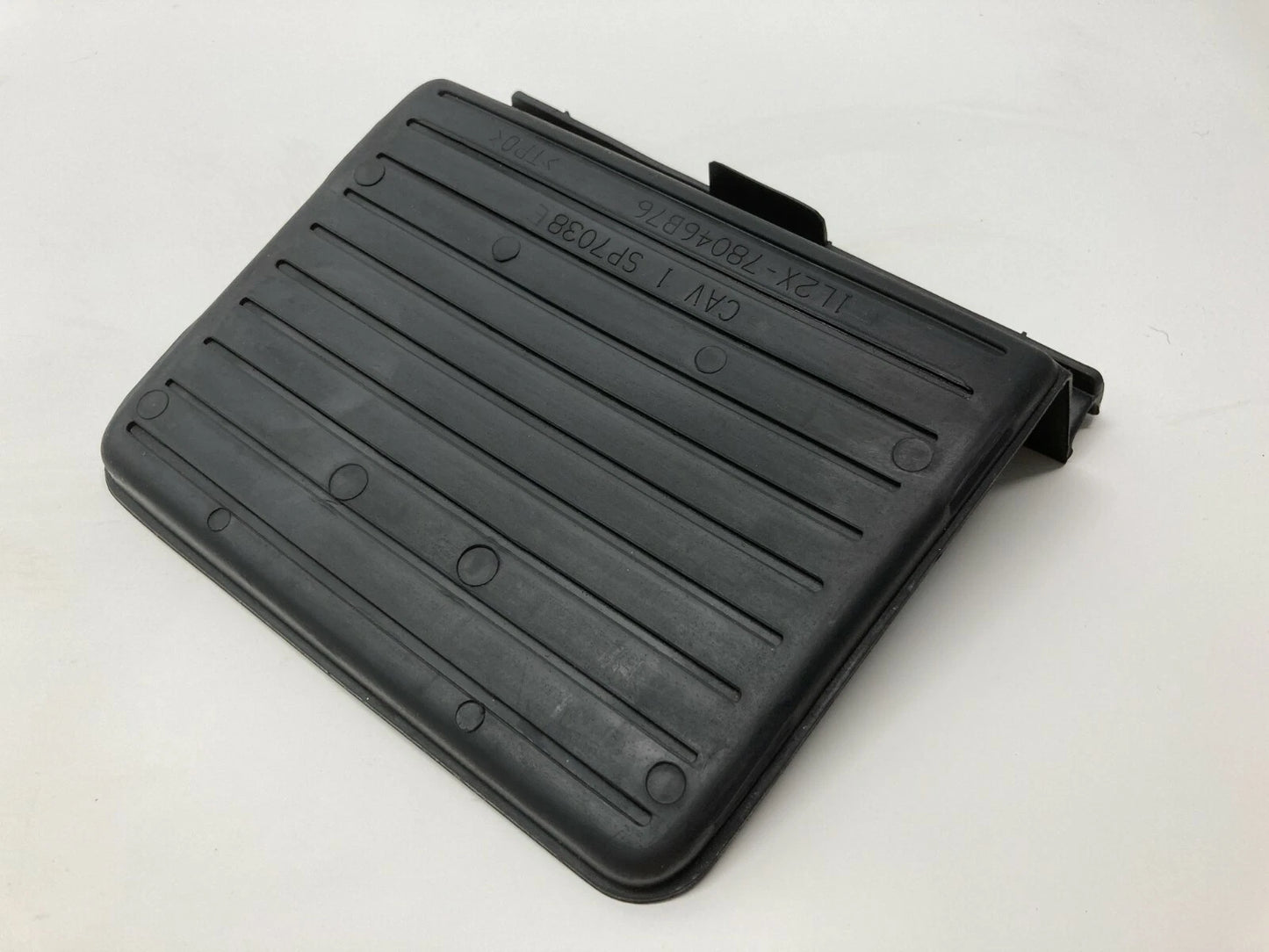 2002-2005 FORD EXPLORER MOUNTAINEER CENTER CONSOLE RUBBER INSERT 1L2X-78046B76