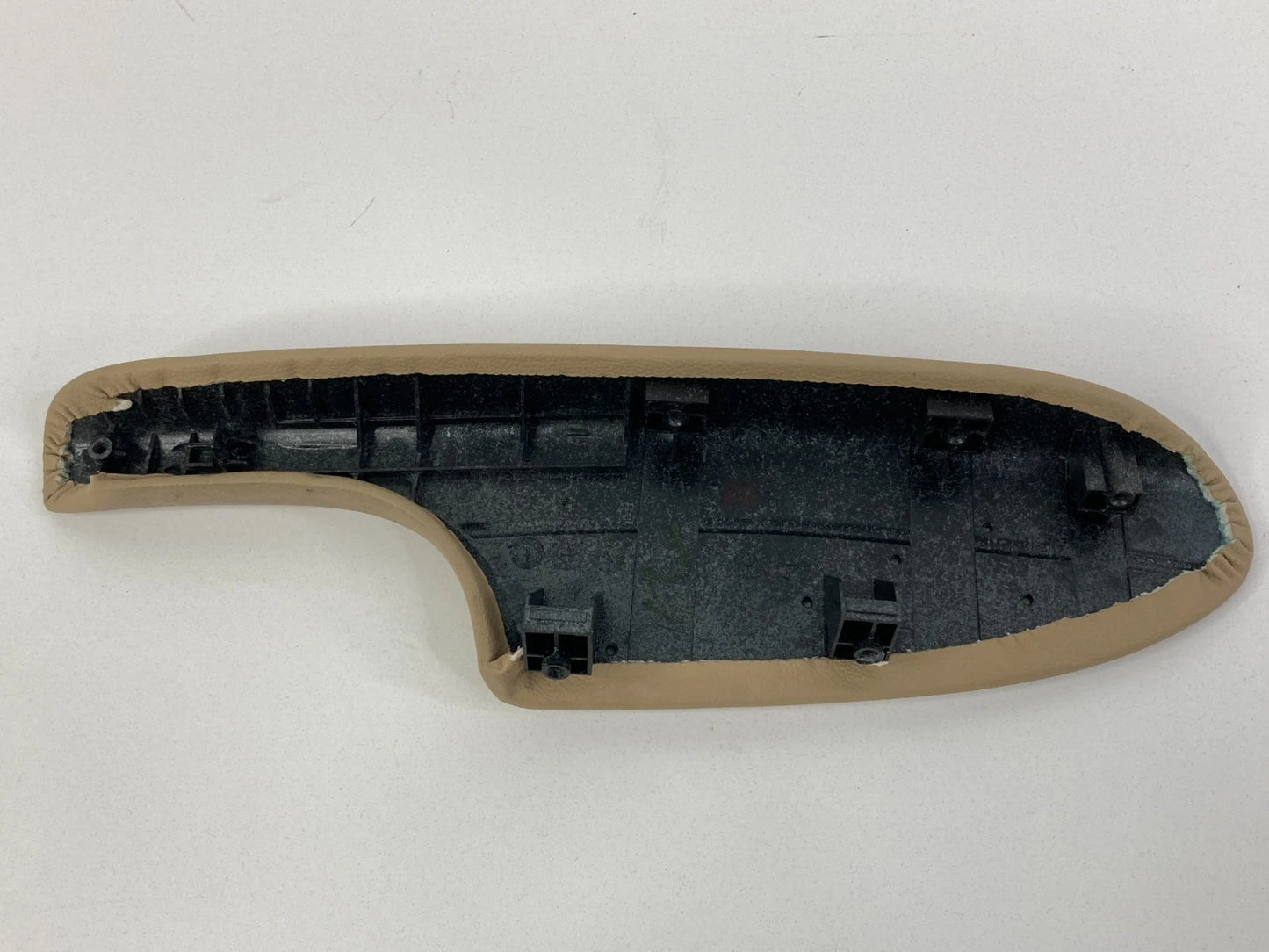 2011-2014 HYUNDAI SONATA DOOR ARMREST REAR RIGHT PASSENGER SIDE OEM D1432-3S050