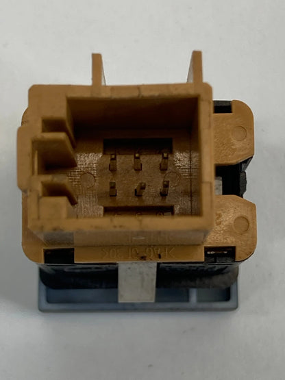 2012-2019 VOLKSWAGEN PASSAT VALET PARKING BUTTON CONTROL SWITCH 561962143 OEM