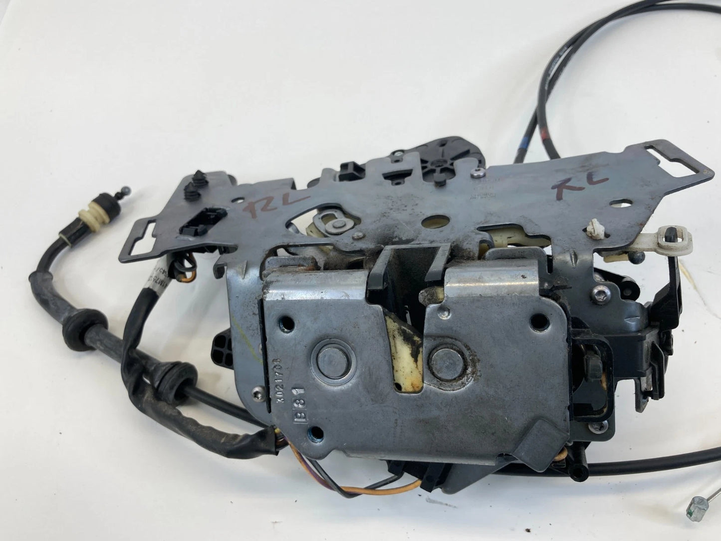 08-16 CHRYSLER TOWN & COUNTRY REAR LEFT SLIDING DOOR LATCH LOCK ACTUATOR W/MOTOR