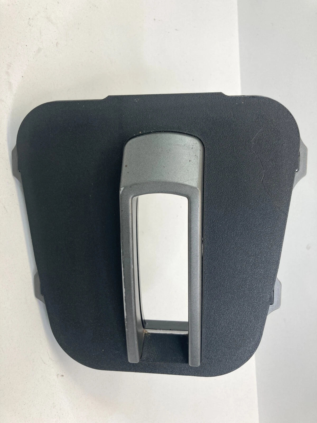2006 PONTIAC TORRENT CENTER CONSOLE FLOOR GEAR SHIFTER SELECTOR COVER OEM