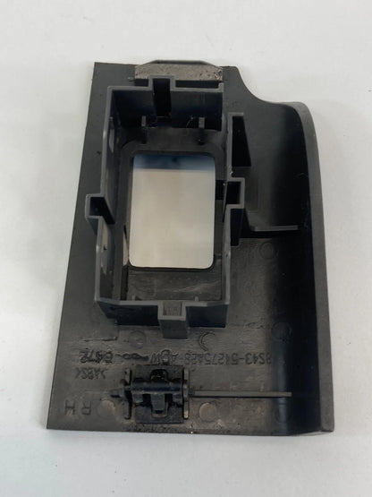 08-11 FORD FOCUS REAR RIGHT BACK SIDE DOOR WINDOW SWITCH BEZEL 8S43-54275A28-ADW