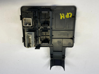2007-2011 TOYOTA YARIS HATCHBACK CONSOLE DOOR LOCK SWITCH & AUX CONNECTOR PANEL