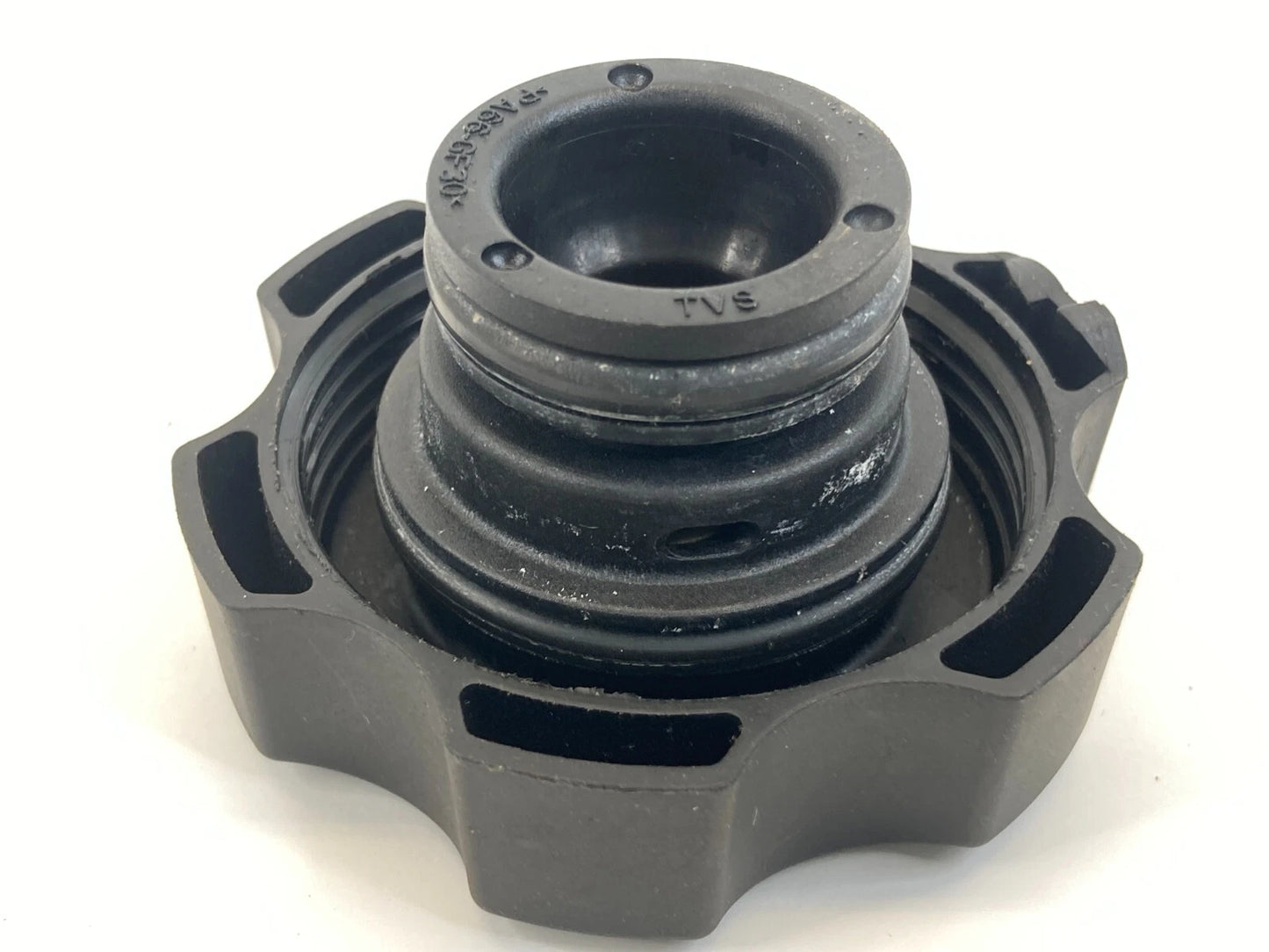 2013-2023 CHEVROLET MALIBU ENGINE COOLANT RADIATOR RESERVOIR TANK CAP COVER