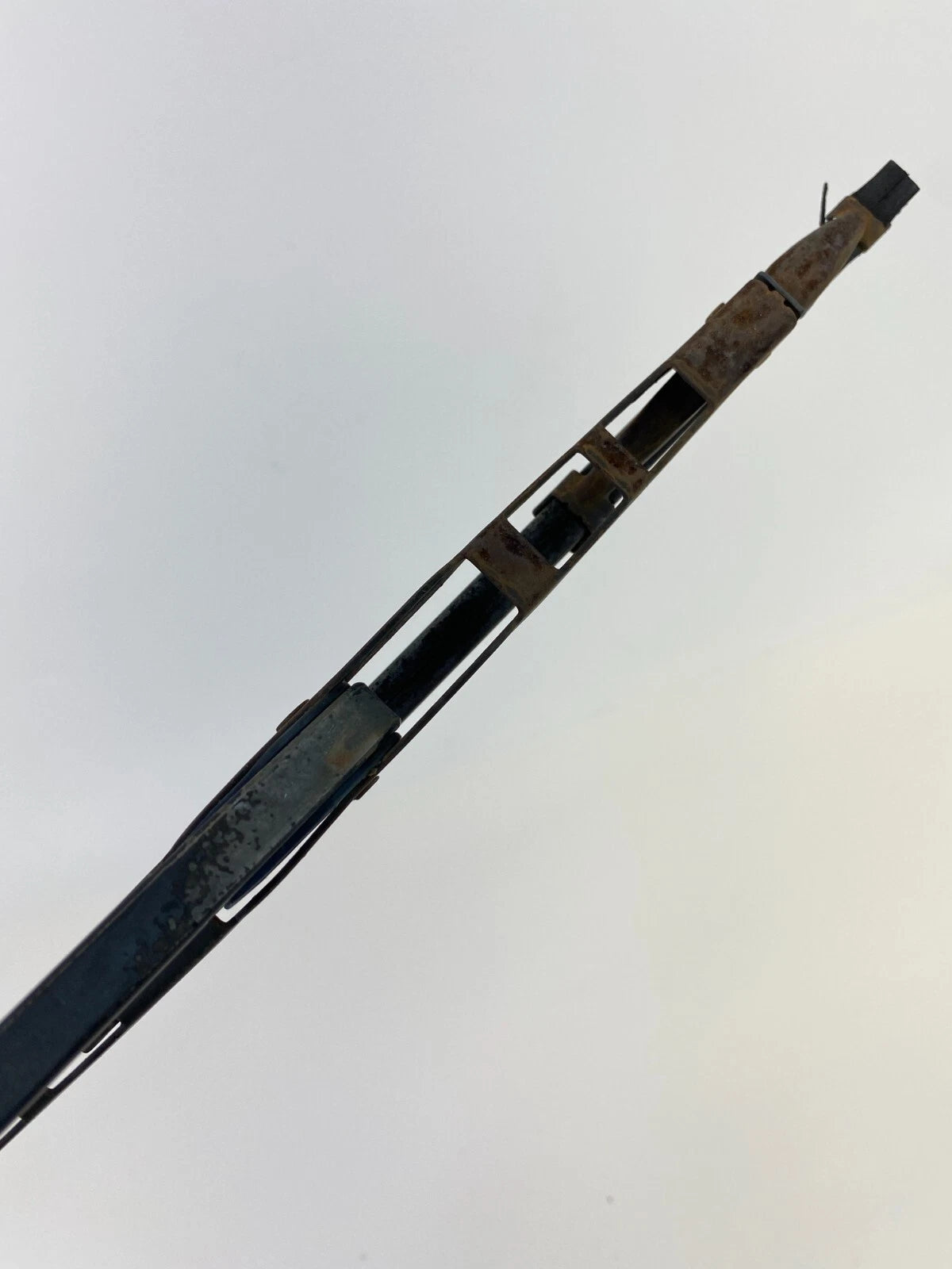 2007-2012 DODGE CALIBER REAR WINDSHIELD WIPER ARM & BLADE ASSY 05303787AD OEM