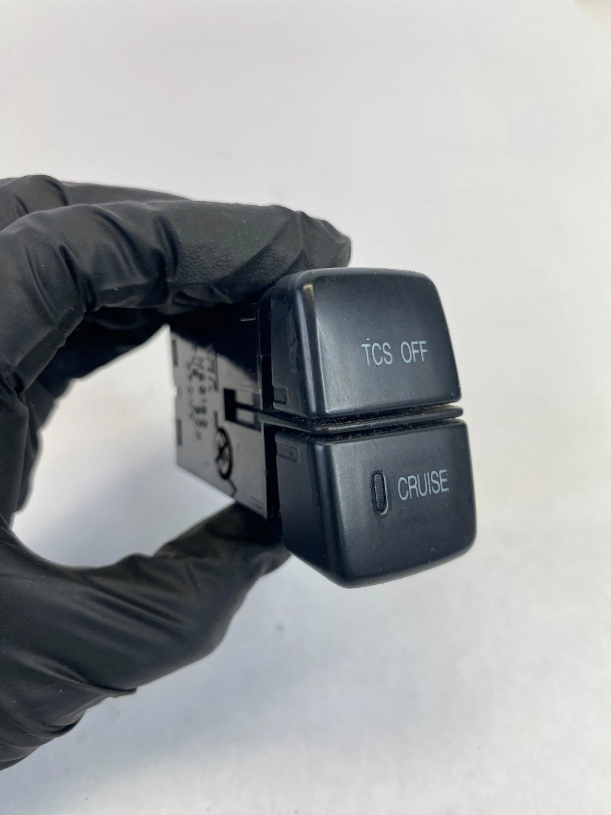 2003 2004 HONDA ODYSSEY TRACTION TCS CRUISE CONTROL SWITCH BUTTON OEM