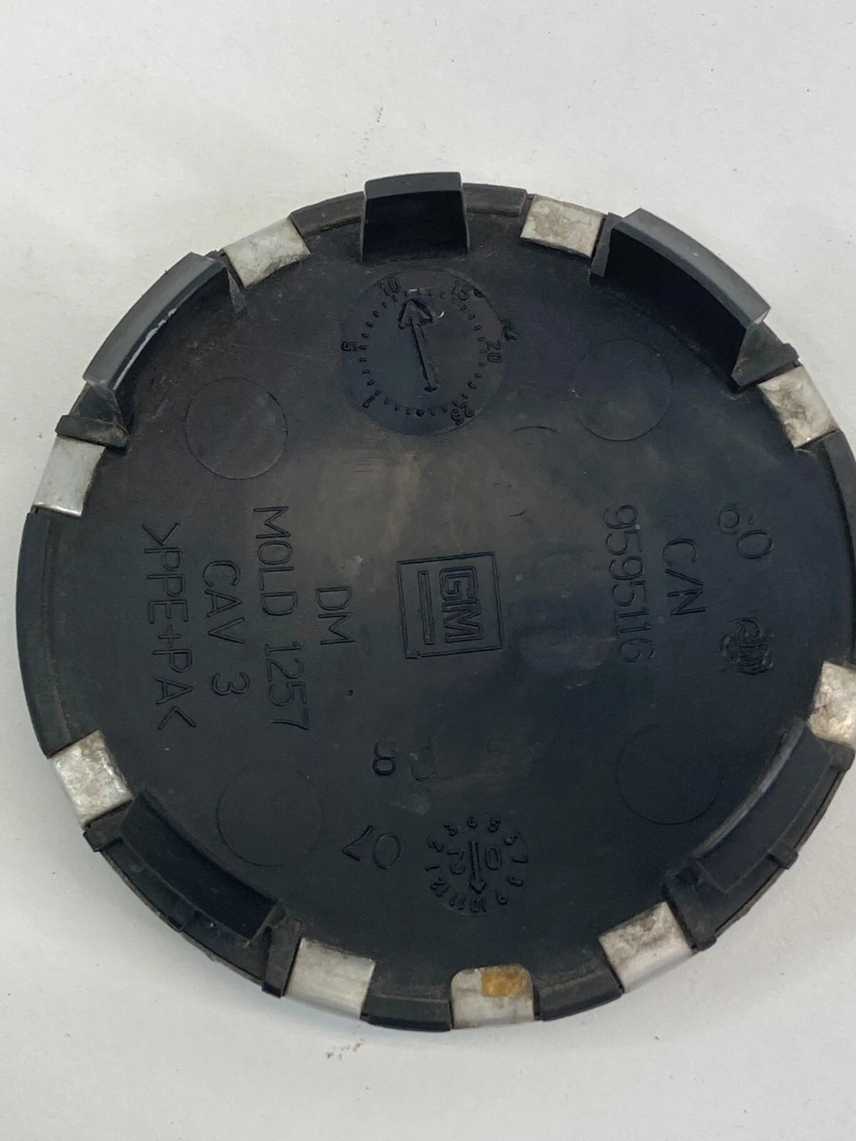 2009 2010 2011 2012 CHEVROLET TRAVERSE WHEEL RIM CENTER CAP HUB CAP 9595116 OEM