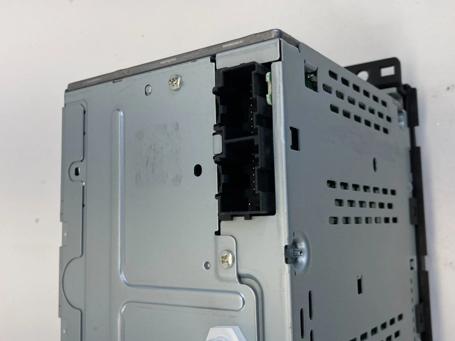 2008 CHEVROLET HHR RADIO STEREO AM FM CD PLAYER RECEIVER UNIT 15951996 OEM