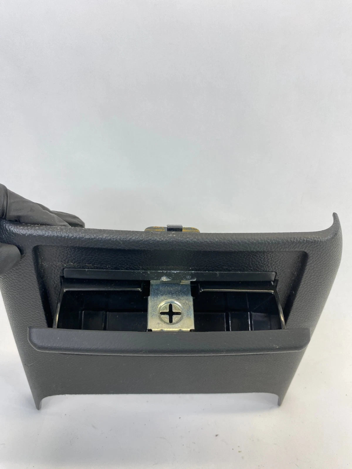 2007 2008 INFINITI G35 REAR CENTER CONSOLE ASHTRAY STORAGE TRIM 96930-JK00A OEM