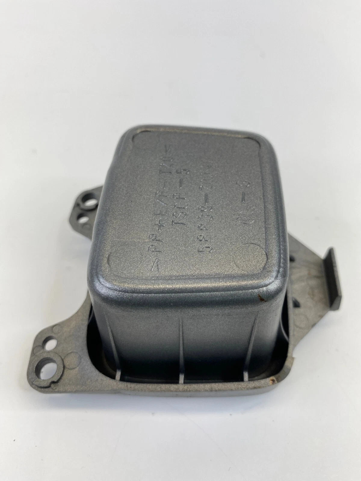 01 02 03 TOYOTA CELICA CENTER CONSOLE STORAGE TRAY CUBBY BOX 58839-20040 OEM