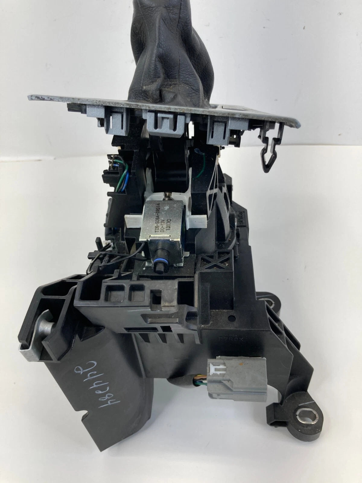 12-14 FORD FOCUS AUTOMATIC TRANSMISSION GEAR SHIFTER LEVER ASSY TDS-S08A-TR01A