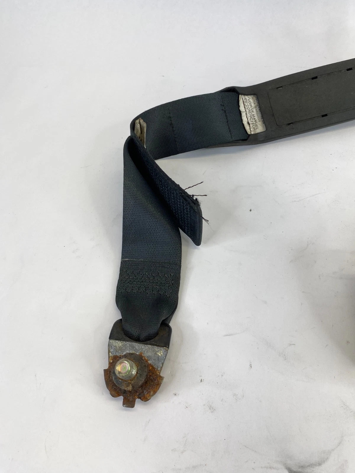 2001-2005 MITSUBISHI ECLIPSE CONVERTIBLE FRONT RIGHT PASSENGER SIDE SEAT BELT