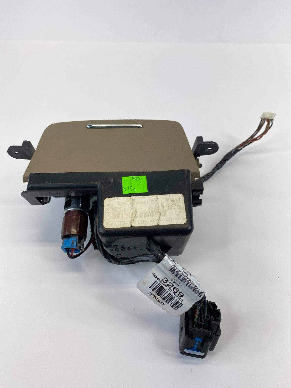 2008-2012 CHEVROLET MALIBU CENTER CONSOLE STORAGE COMPARTMENT W/ POWER OUTLET
