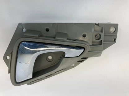 2005-2010 HONDA ODYSSEY FRONT LH DRIVER SIDE INNER DOOR HANDLE W BEZEL GRAY OEM