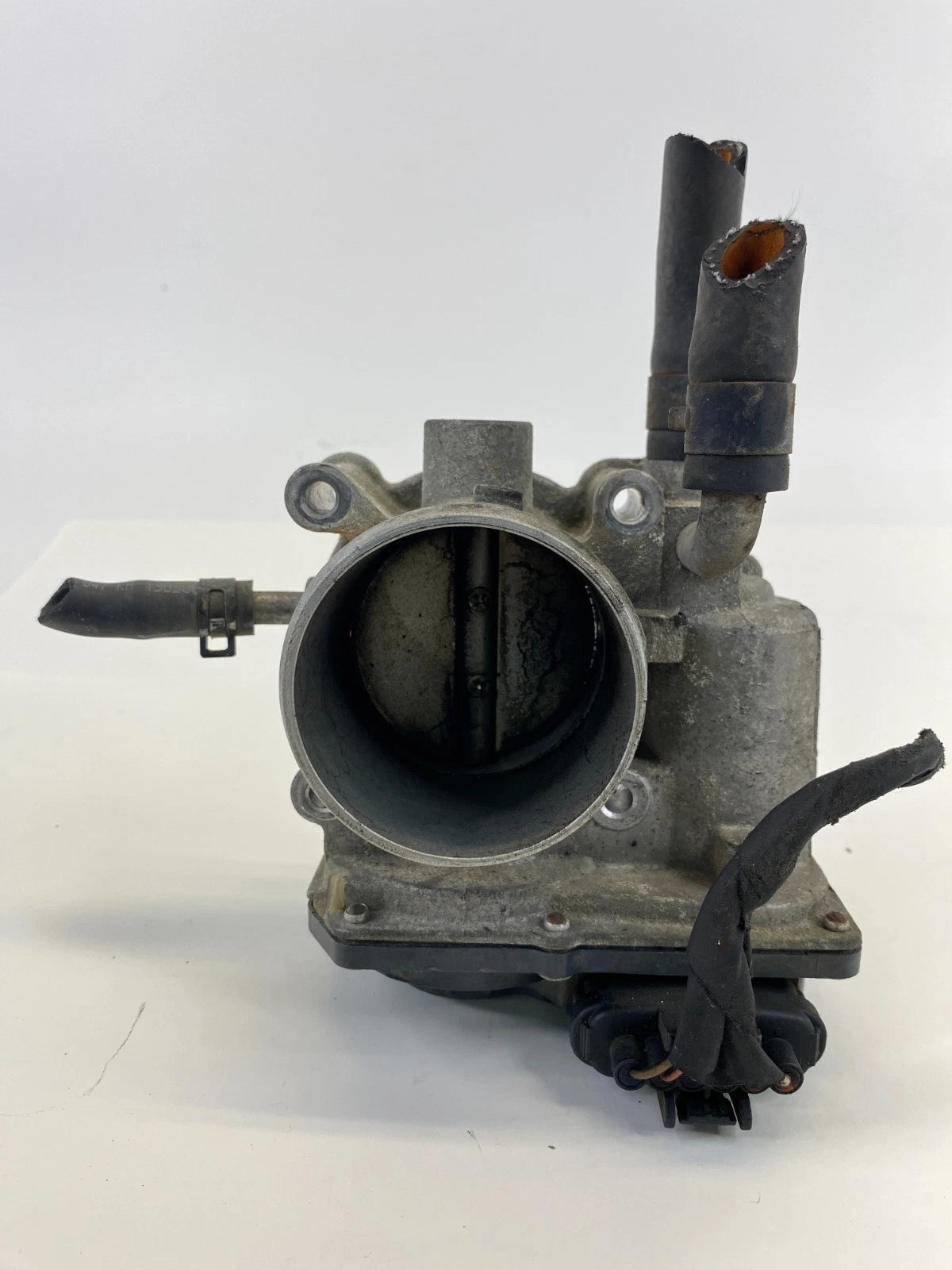 2012-2019 HYUNDAI ACCENT 1.6L 16V THROTTLE BODY THROTTLE VALVE 35100-2B300 OEM