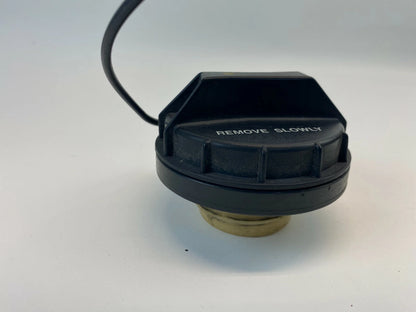 2004 2005 2006 KIA AMANTI 3.5L V6 FUEL TANK FILLER GAS CAP LID COVER OEM