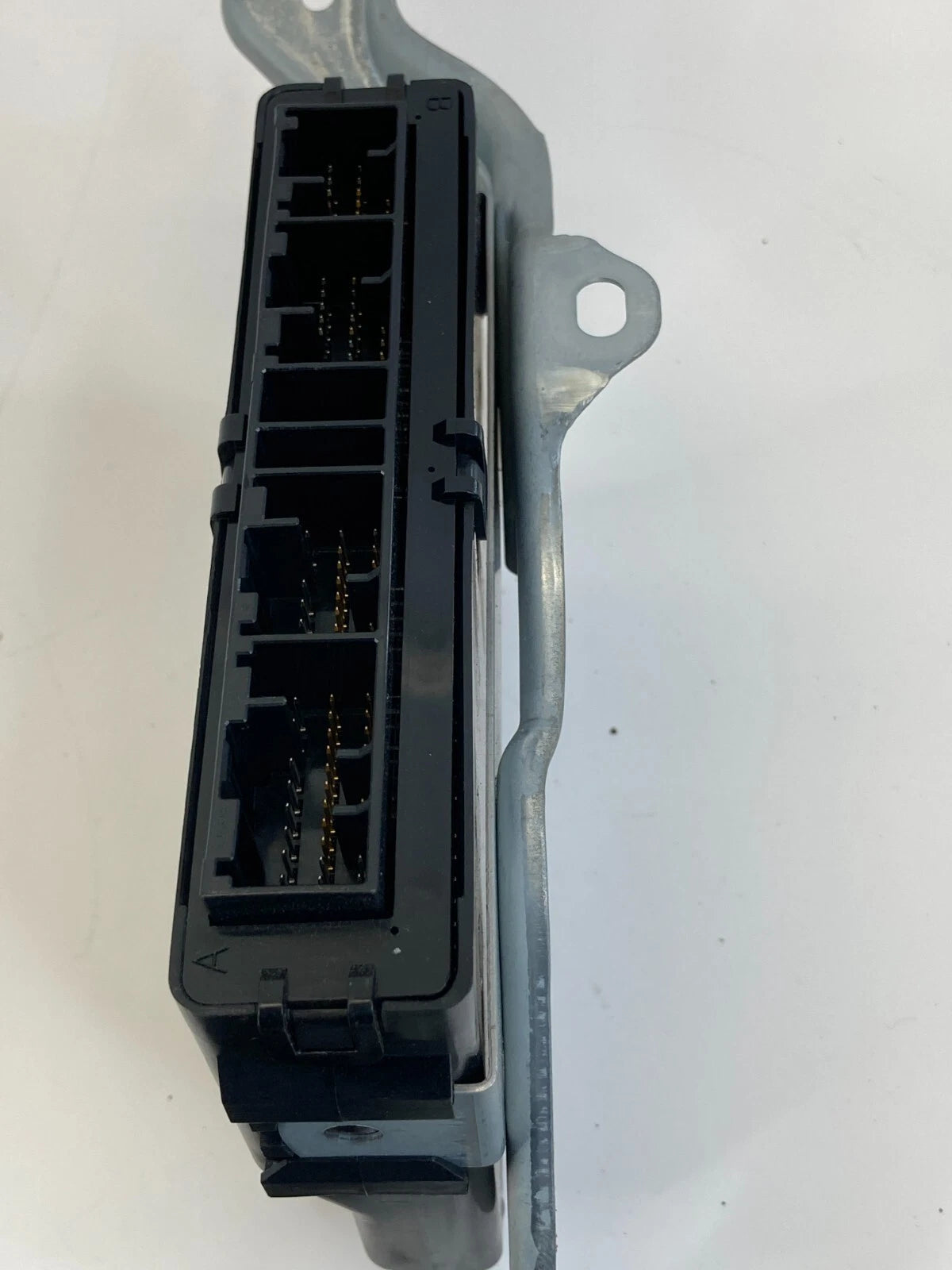2002-2003 LEXUS ES300 3.0L ABS TRACTION CONTROL MODULE UNIT OEM 89540-33301