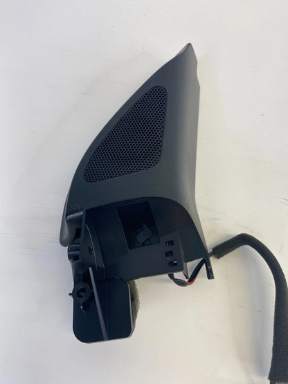 05-10 VW JETTA FRONT RIGHT DOOR MIRROR CORNER TRIM COVER W/ TWEETER SPEAKER OEM