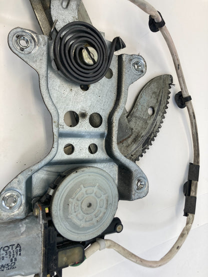 1996-2002 Toyota 4Runner Front Right Side Door Power Window Motor W/ Regulator