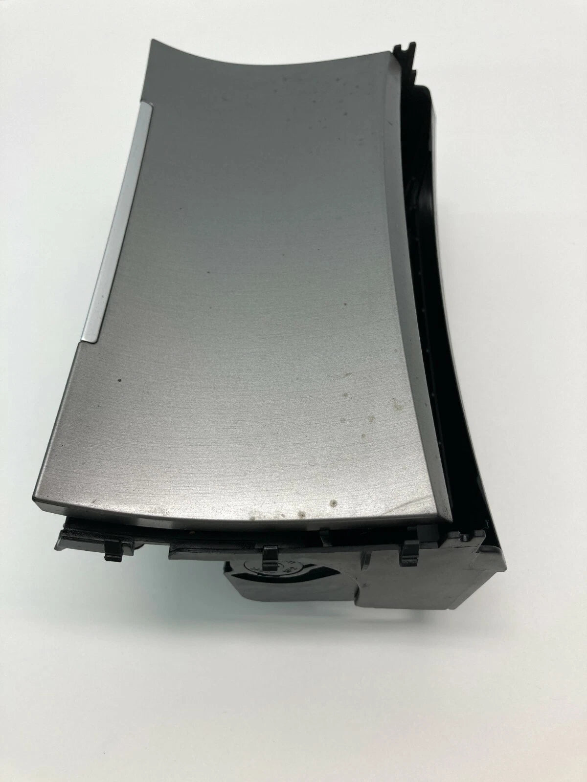 07-12 HYUNDAI VERACRUZ CENTER CONSOLE ASHTRAY STORAGE W/ LIGHTER 84550-3J000 OEM