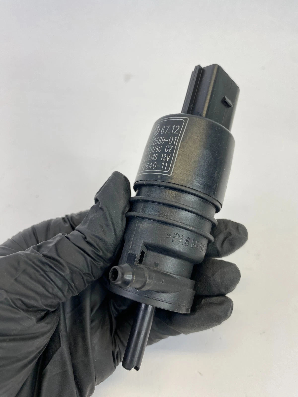 2009-2011 BMW 328I XDRIVE 07-11 328I WINDSHIELD WASHER FLUID PUMP 7302589-01 OEM