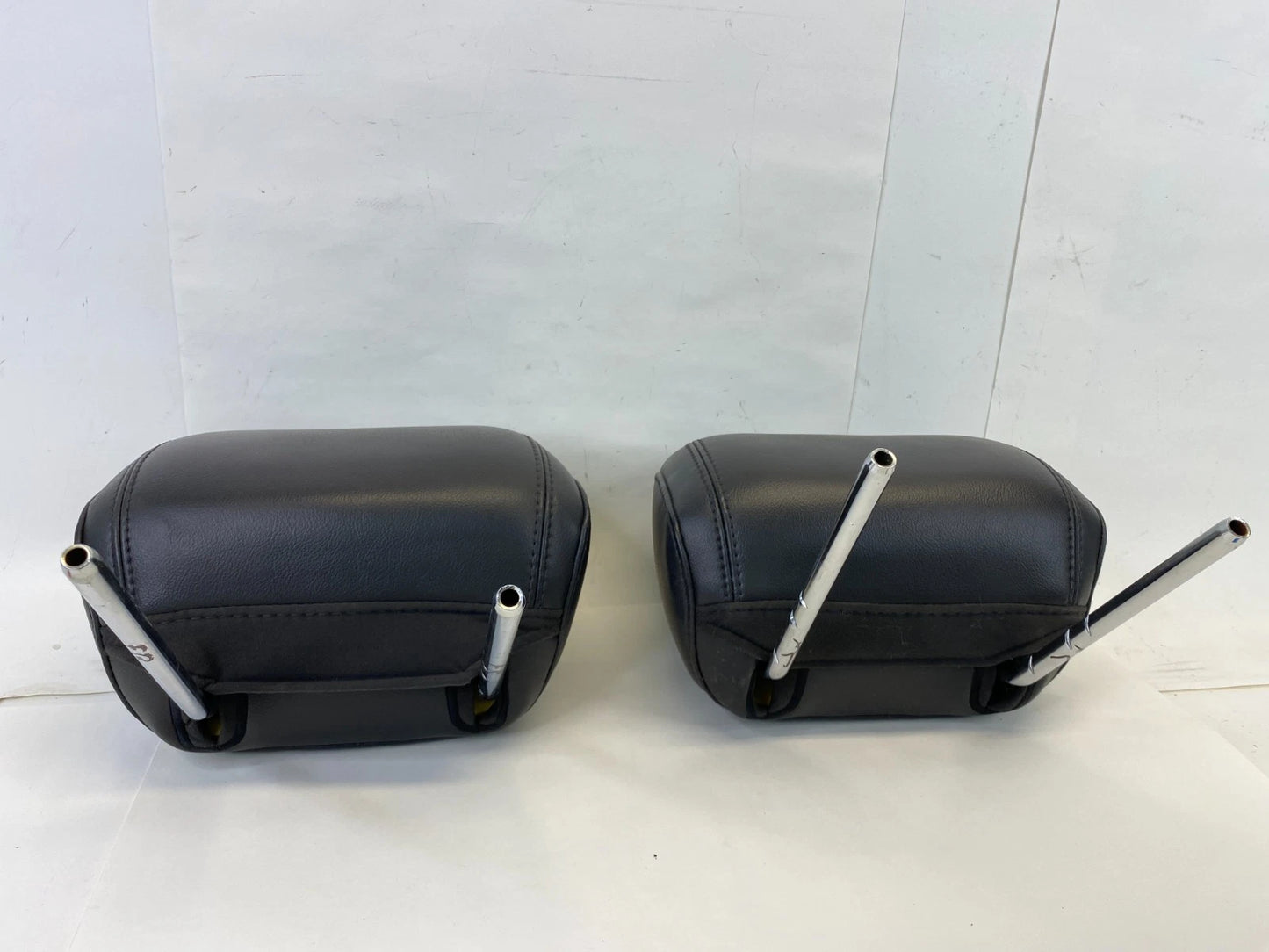 2011-2015 FORD EXPLORER FRONT LEFT & RIGHT SIDE SEAT HEADREST HEAD REST SET OEM