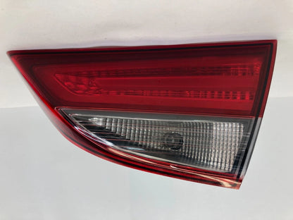 2014-2016 HYUNDAI ELANTRA RIGHT INNER TRUNK TAIL LIGHT US BUILT 92404-3Y5 OEM