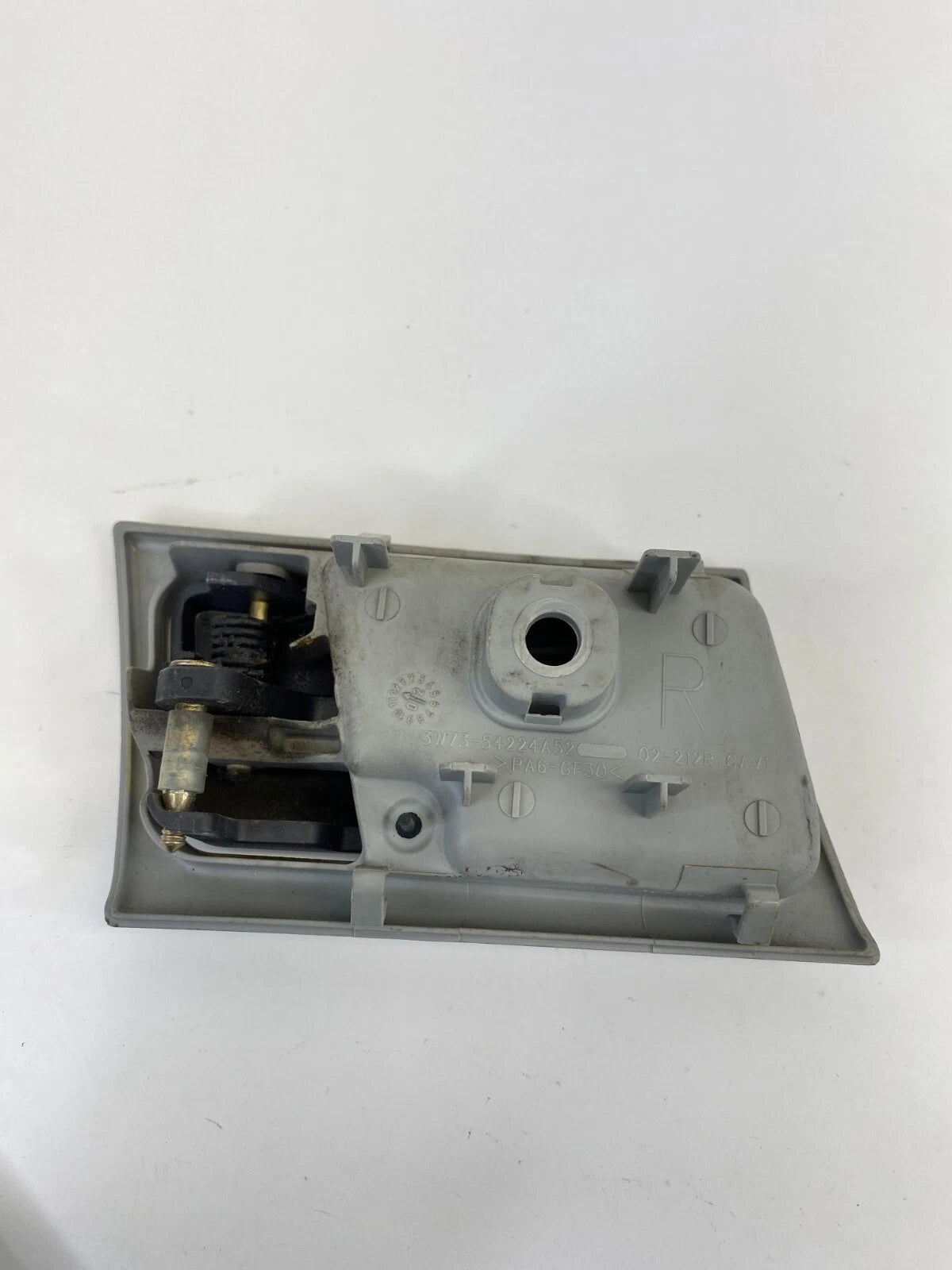 03-05 FORD CROWN VICTORIA FRONT RIGHT INTERIOR INNER DOOR HANDLE 3W73-54224A52