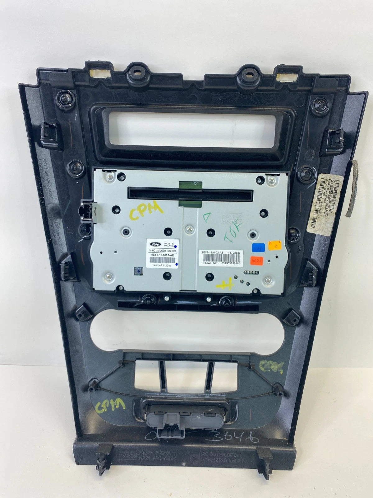 10-12 FORD FUSION CENTER DASH CD RADIO CONTROL PANEL W /BEZEL 9E5T18A802AE OEM