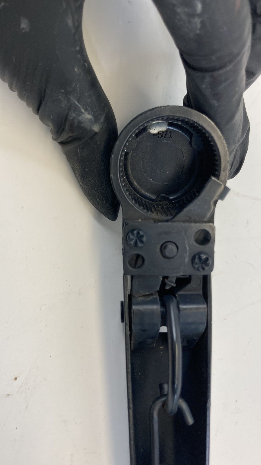 2001-2011 Ford Ranger Front Right Passenger Windshield Wiper Arm Blade OEM