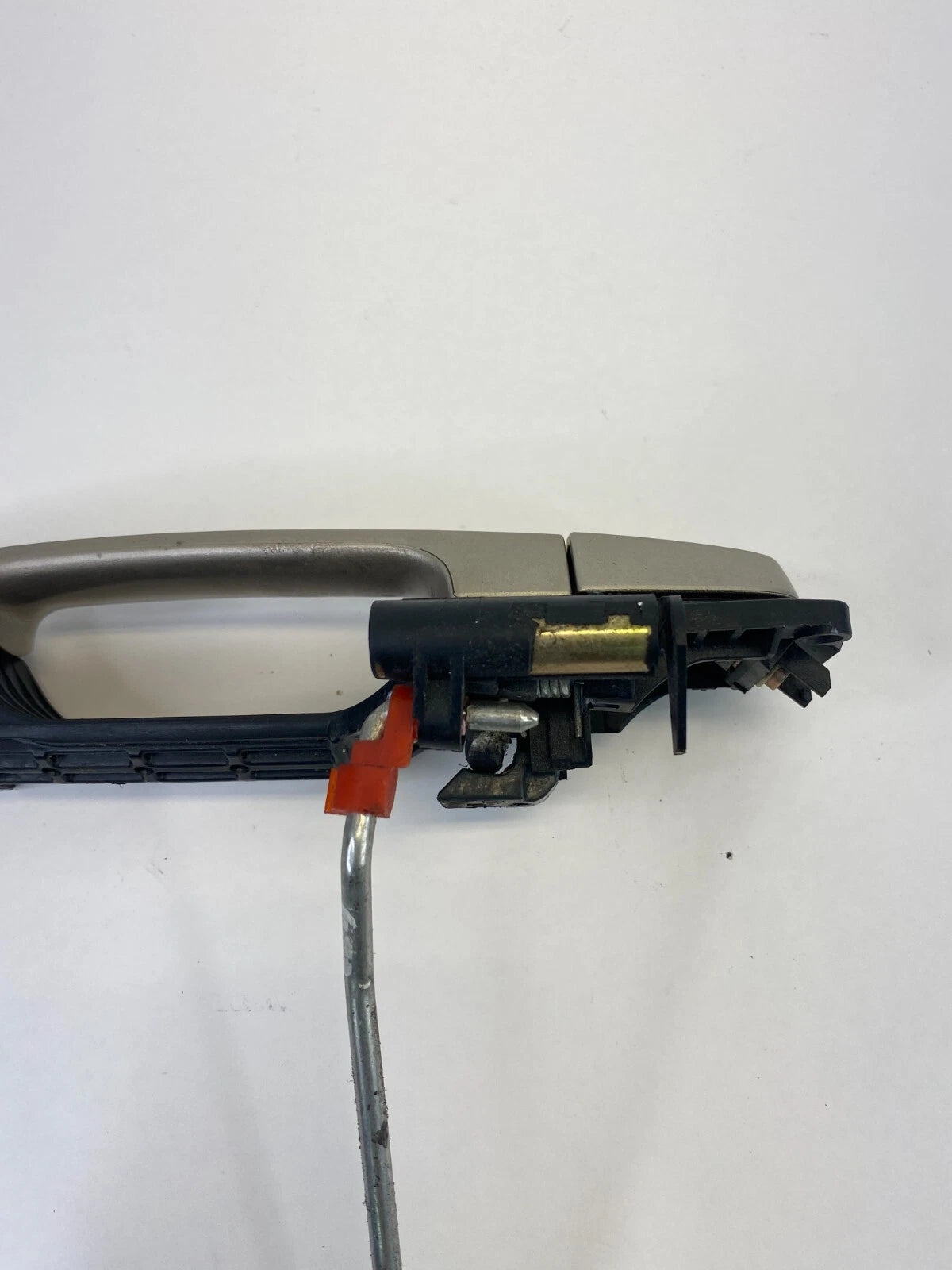 2004-2008 TOYOTA SOLARA COUPE FRONT RIGHT PASSENGER SIDE EXTERIOR DOOR HANDLE
